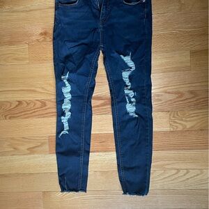 Skinny jeans with rips in good shape lately use